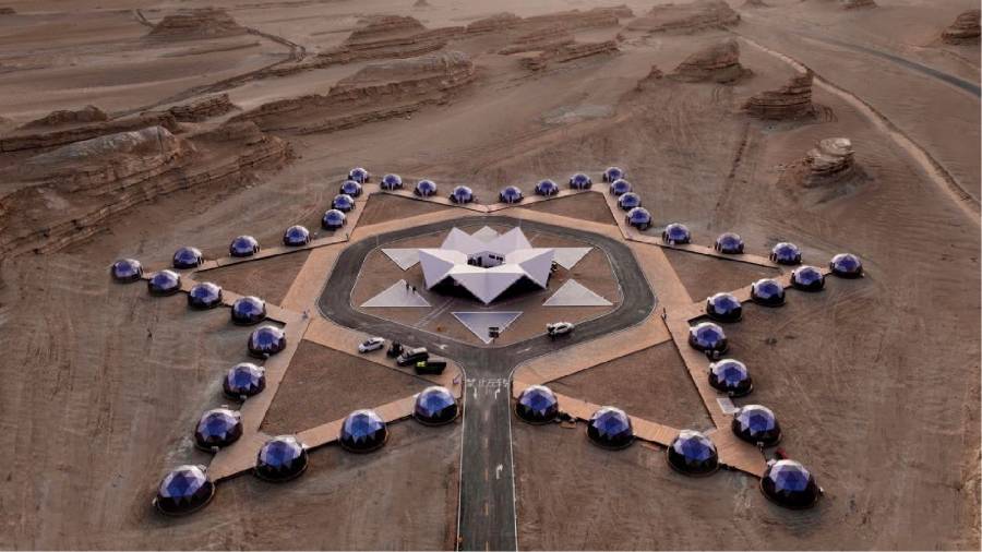 火星移民预演场——模拟外星环境的极端生存训练城区户外野奢帐篷实验项目